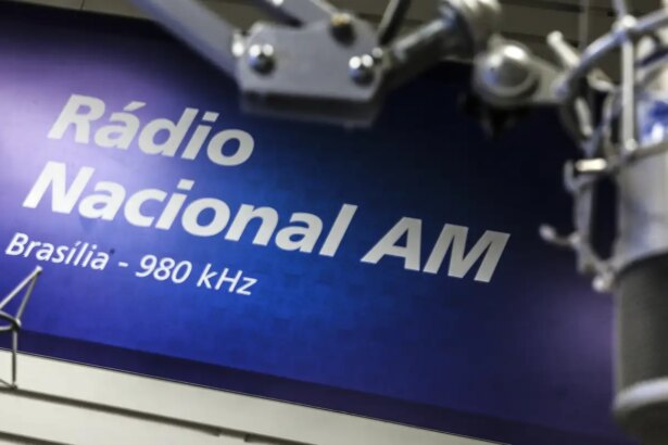 videocast-celebra-90-anos-da-radio-nacional