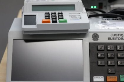 pesquisa-aponta-que-fake-news-sobre-eleicoes-miram-urnas-eletronicas