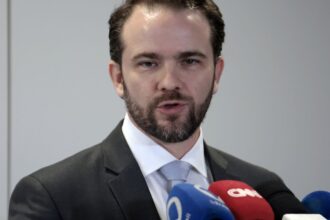 durigan-defende-taxacao-de-ultrarricos-em-agenda-do-g7