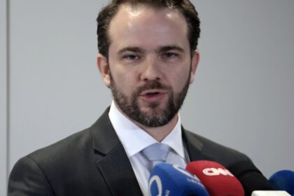 durigan-defende-taxacao-de-ultrarricos-em-agenda-do-g7
