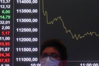bolsa-tem-pior-mes-desde-2023,-e-dolar-sobe-1,82%-em-maio