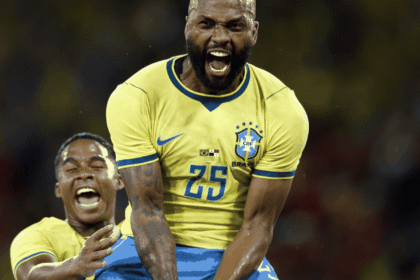 ancelotti-escala-2-times-e-selecao-se-despede-com-goleada-sobre-panama