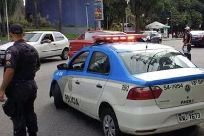 em-cinco-dias,-dois-pms-do-rio-morrem-com-tiros-de-fuzil-na-cabeca