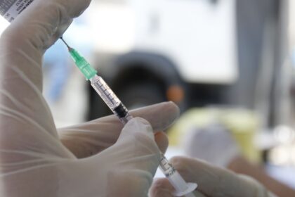 sarampo:-infectologistaalerta-sobre-vacinacao-em-viagens-para-a-copa