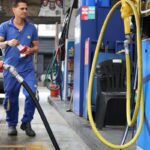 vendas-no-comercio-recuam-1,5%-em-abril,-impactadas-por-combustiveis
