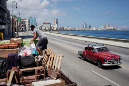 cuba-debate-reformas-economica-e-social-em-meio-ao-bloqueio-dos-eua