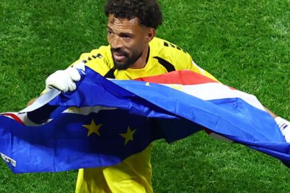 goleiro-vozinha-torce-por-novo-contrato:-“lugar-onde-possa-ser-feliz”