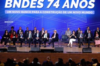confianca-dos-tecnicos-impulsiona-bons-resultados-do-bndes,-diz-lula
