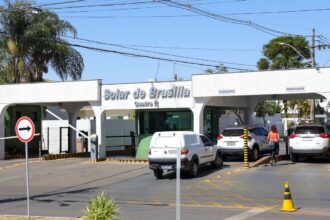 defesa-de-bolsonaro-pede-a-moraes-que-prorrogue-prisao-domiciliar