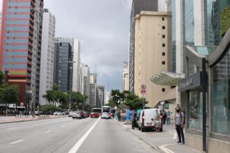fgv:-gasolina,-etanol-e-cafe-recuam-e-ajudam-igp-m-cair-0,5%-em-junho