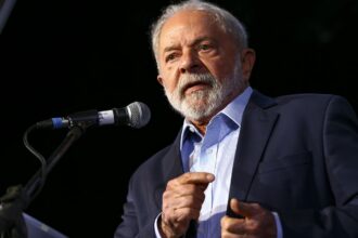 lula-entra-para-a-historia-da-redemocratizacao-com-3o-mandato