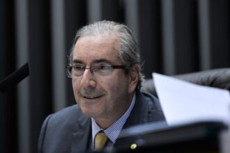 stf-bloqueia-r$-6-milhoes-de-eduardo-cunha-por-indicacao-de-emendas