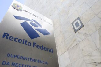 receita-classifica-mais-17-empresas-como-devedoras-contumazes