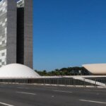 votacao-da-mp-que-zera-“taxa-das-blusinhas”-e-adiada-para-terca