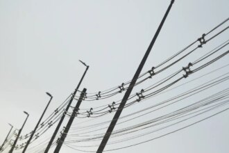 operacao-em-ferros-velhos-quer-reduzir-furto-de-fios-de-cobre-no-rio