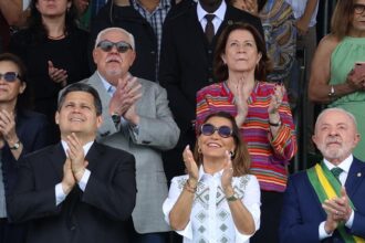 comeca-o-desfile-civico-militar-do-dia-da-independencia-em-brasilia