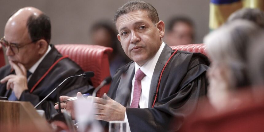 presidente-do-tse-reclama-de-interferencia-em-decisoes-da-corte