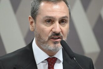 andrei-rodrigues-descarta-risco-de-ataques-a-embaixadas-dos-eua