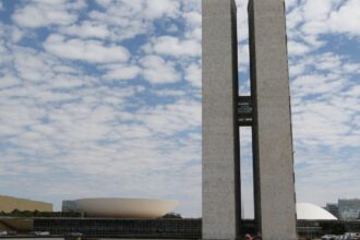 congresso-mais-conservador-deve-mudar-agenda,-diz-professor